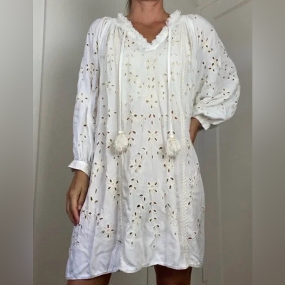 Sundance Catalog Off White Embroidered “Trisha Eyelet Coverup” size XL